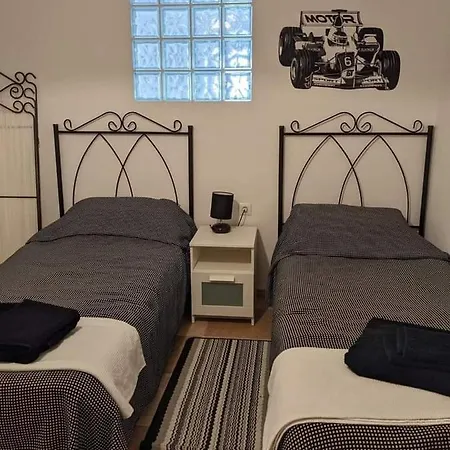 Annex Son Park Apartment